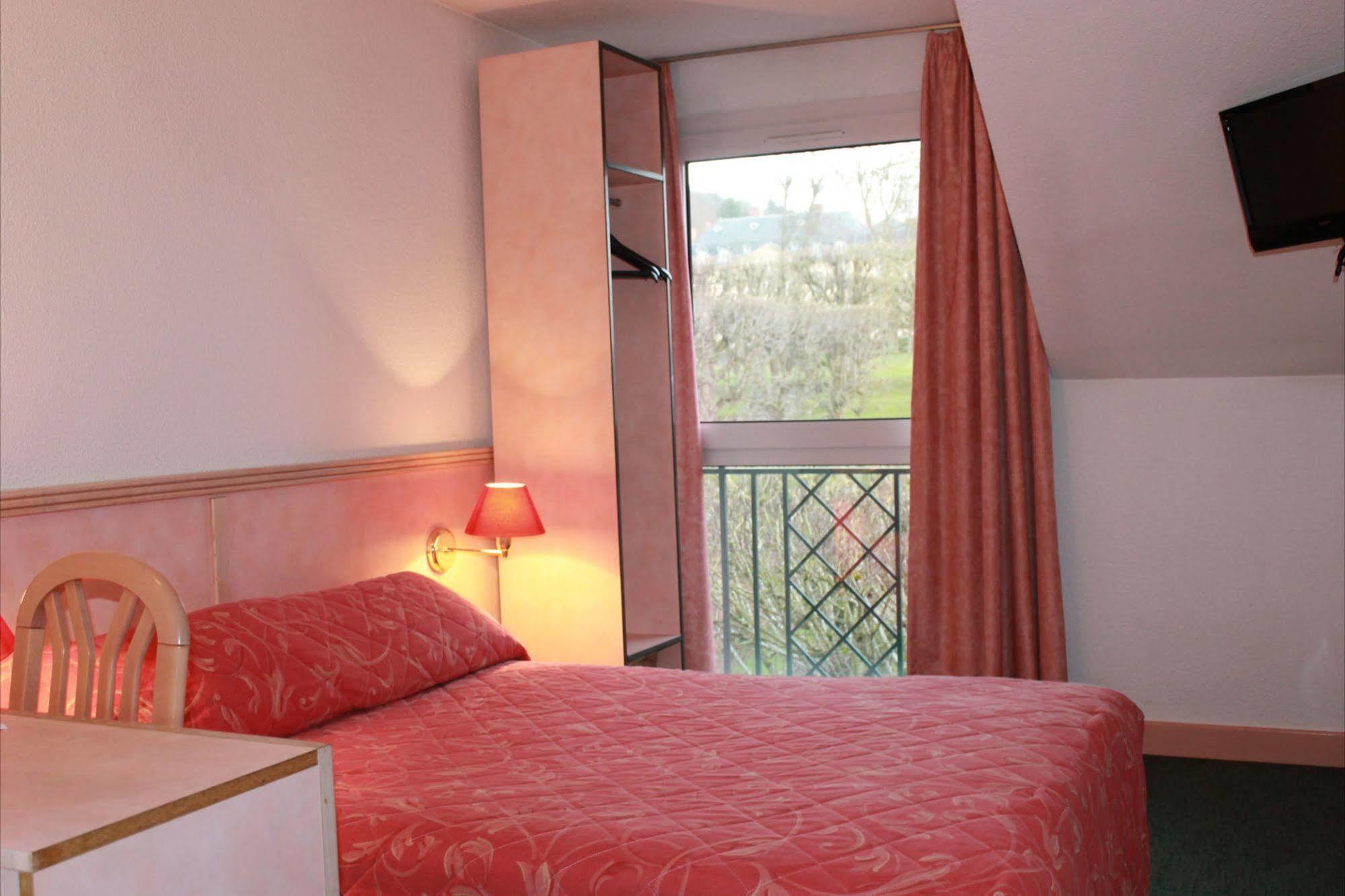 Hotel Le Village Gif-sur-Yvette Εξωτερικό φωτογραφία